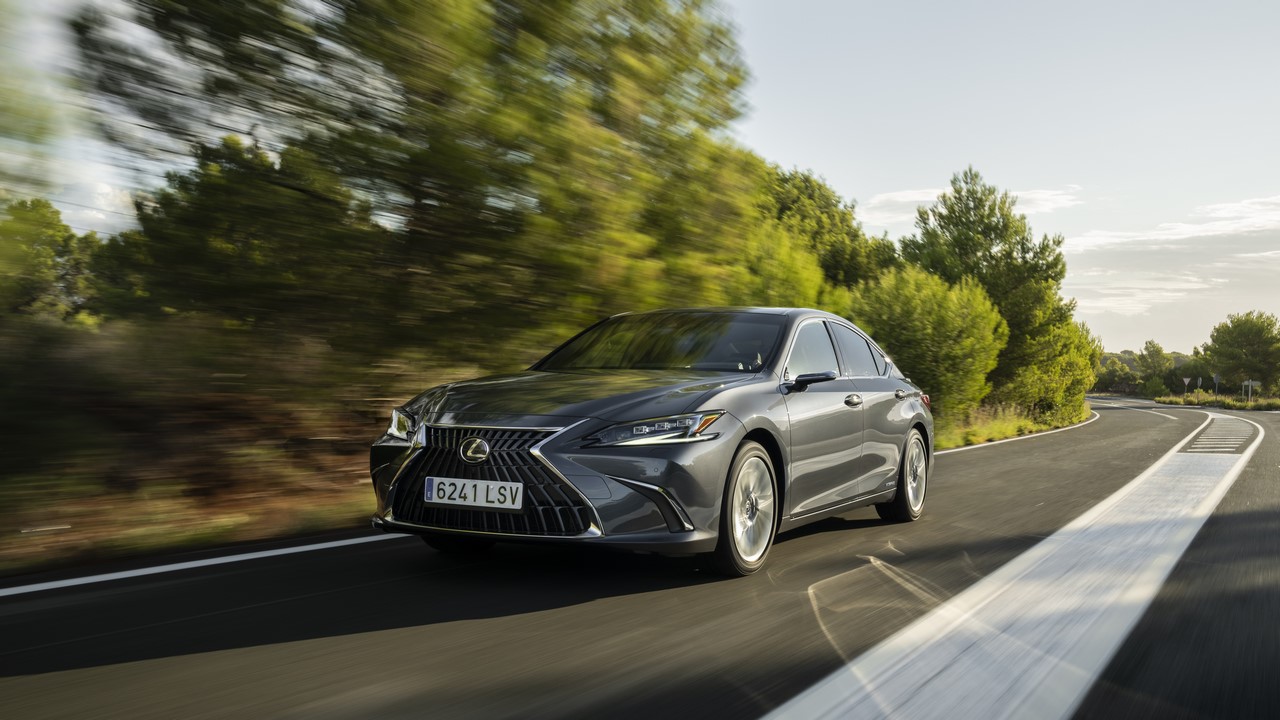 Lexus ES Business Edition